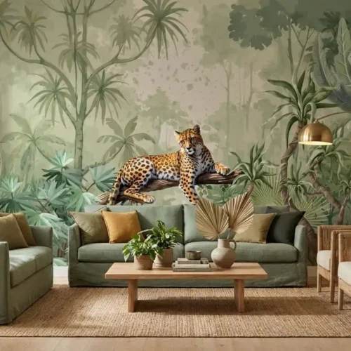 jungle behang luipaard achter groene bank in sfeervolle woonkamer